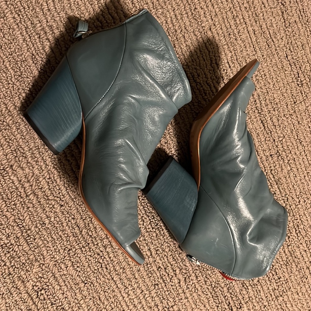 Blue open toed ankle boots hand made in Italy size 37